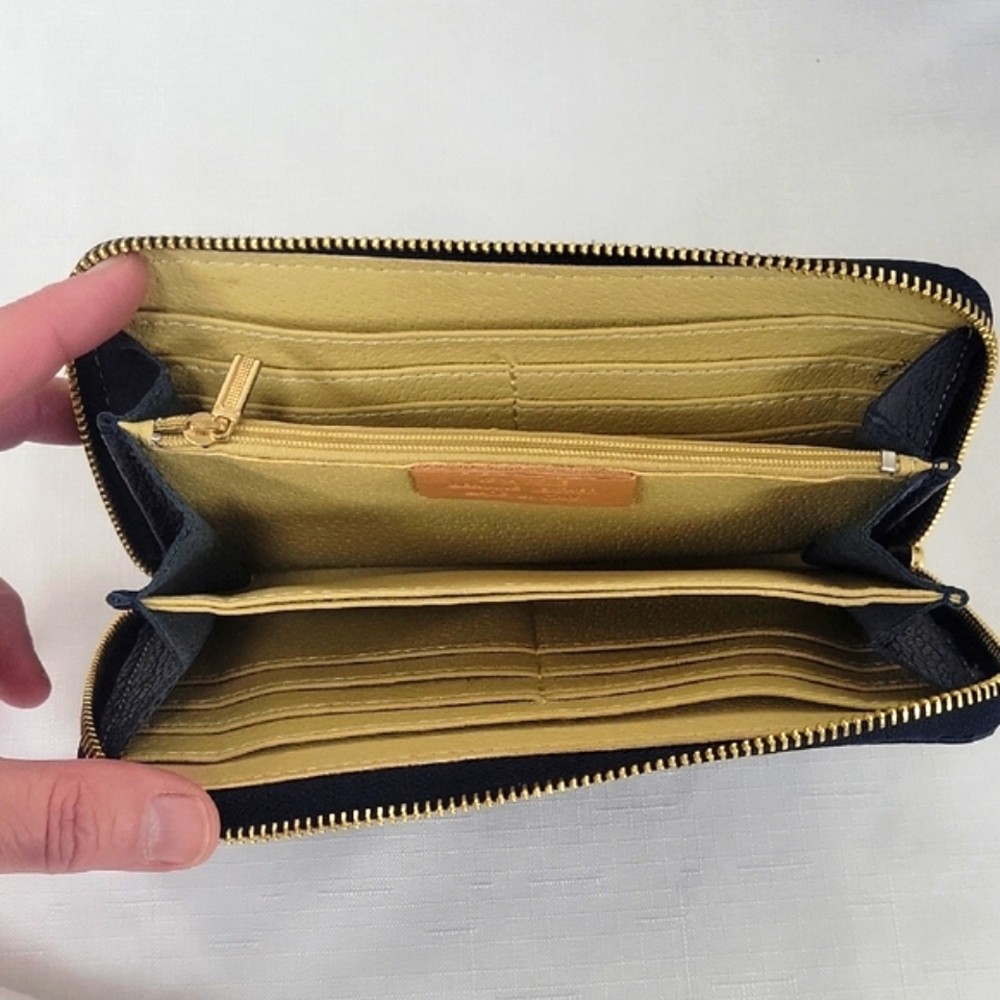 Classic Navy Blue Italian Leather Clutch style Wallet with Gold Zipper - Picture 3 of 6